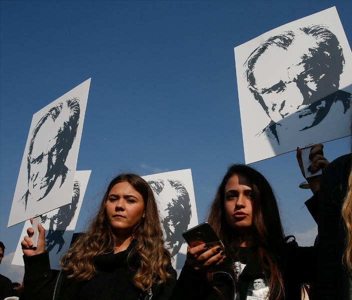 İzmirliler 10. Ata'ya Saygı Yürüyüşü'nde buluştu