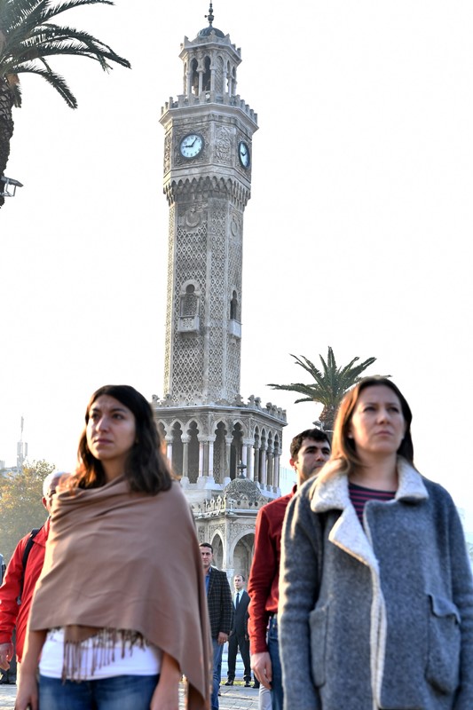 İzmir'de hayat durdu