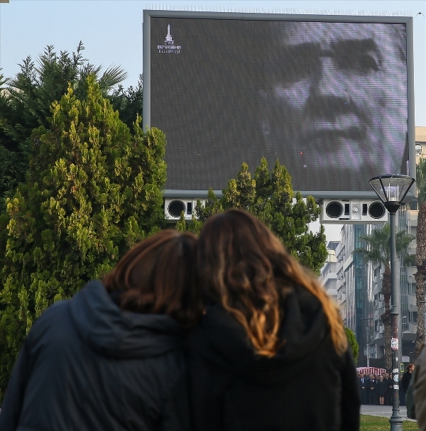 İzmir'de hayat durdu