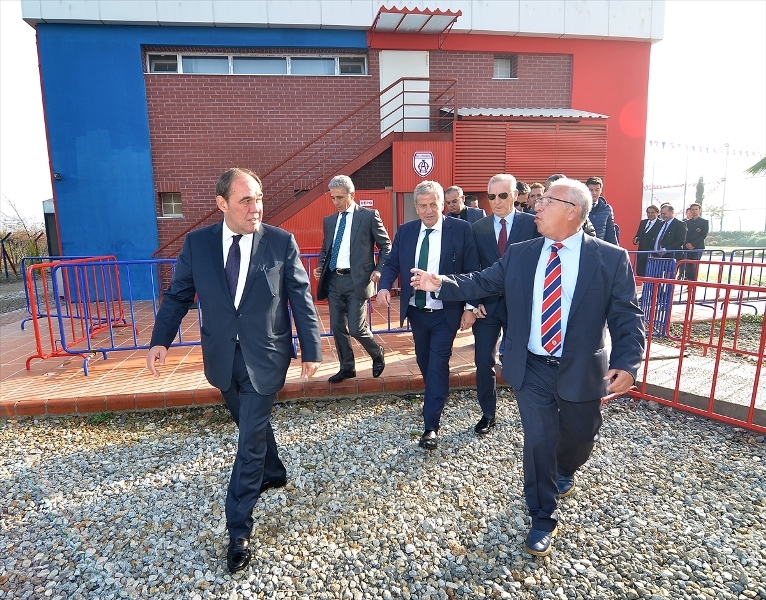 Yıldırım Demirören'den Altınordu'ya ziyaret