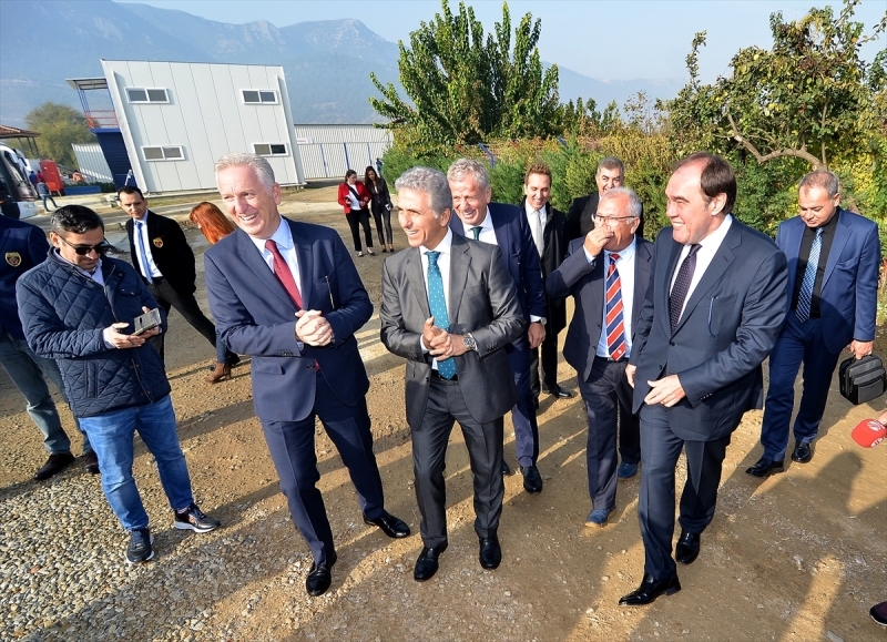 Yıldırım Demirören'den Altınordu'ya ziyaret