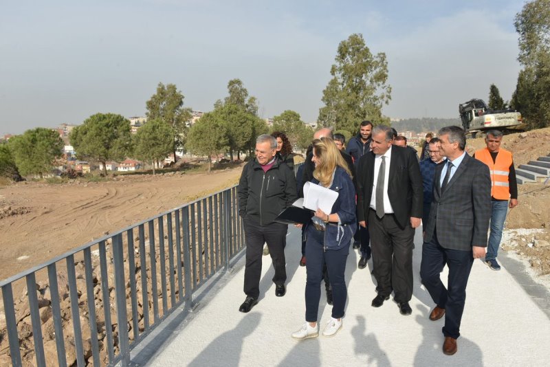 Kocaoğlu'ndan Karşıyaka ve Bayraklı mesaisi