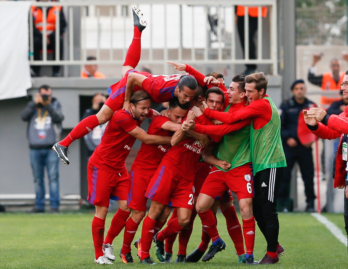 Altınordu: 3 - Akın Çorap Giresunspor: 3