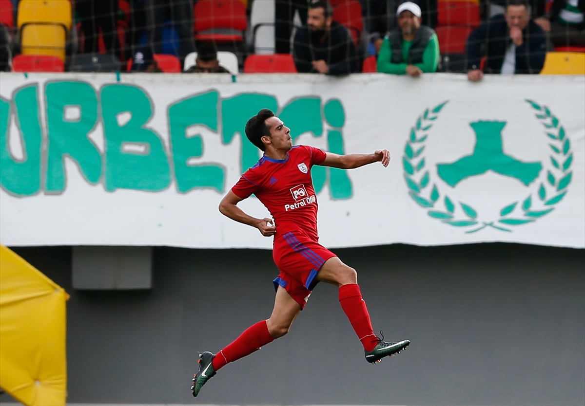 Altınordu: 3 - Akın Çorap Giresunspor: 3