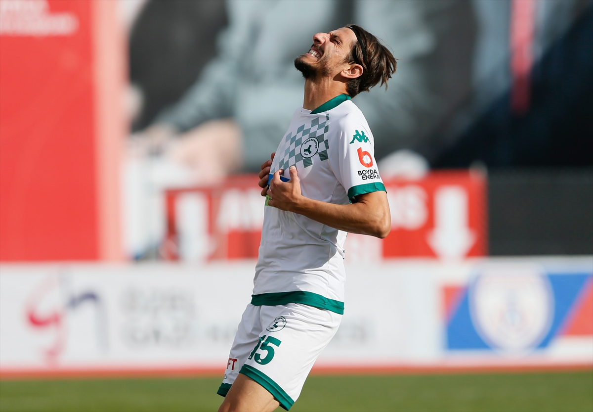 Altınordu: 3 - Akın Çorap Giresunspor: 3