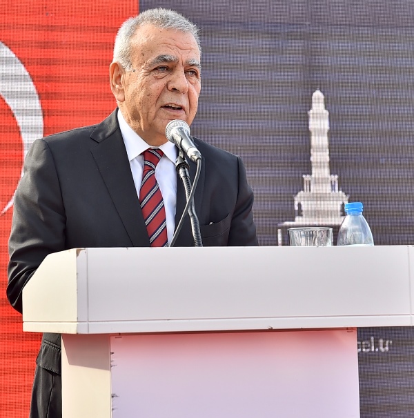 İzmirli kadınlar 'şiddete hayır' dedi