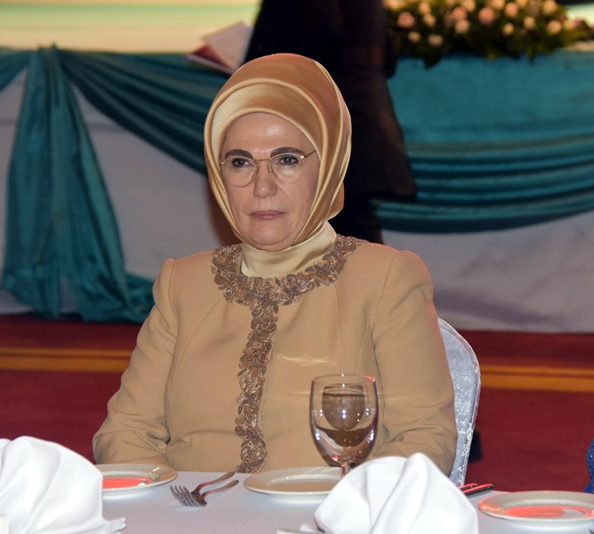 Emine Erdoğan İzmir'de