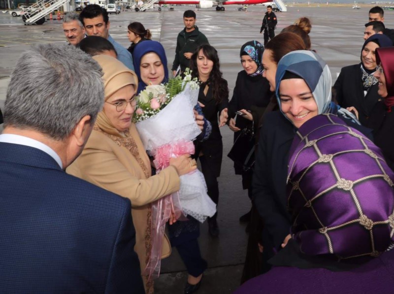 Emine Erdoğan İzmir'de