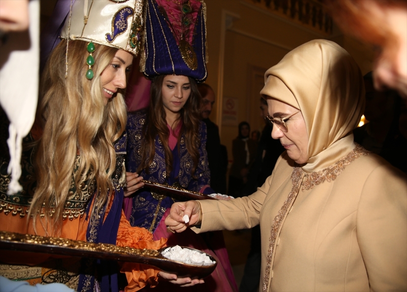 Emine Erdoğan İzmir'de