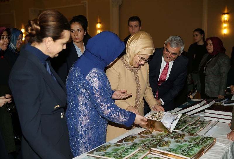 Emine Erdoğan İzmir'de