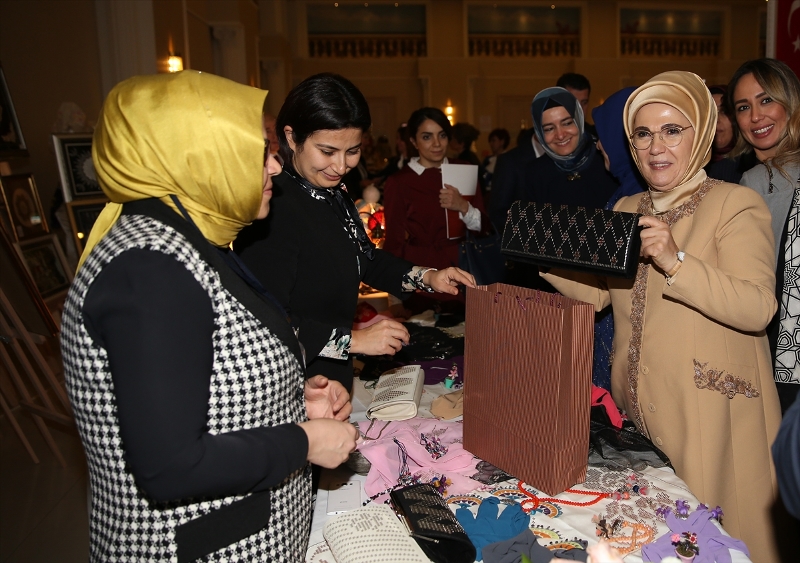 Emine Erdoğan İzmir'de