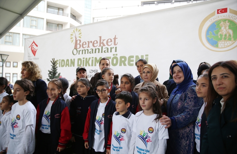 Emine Erdoğan İzmir'de