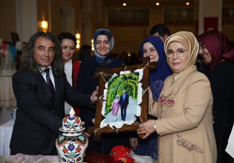 Emine Erdoğan İzmir'de