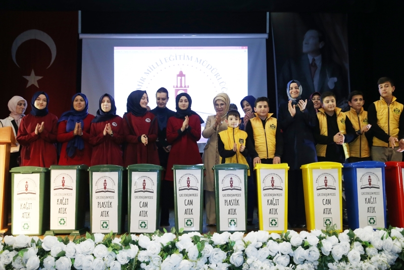 Emine Erdoğan İzmir'de