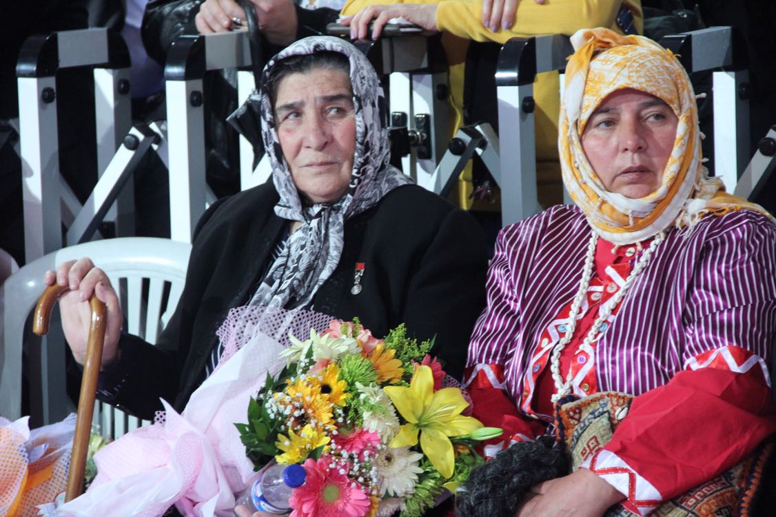 Eşitlik ve Adalet Kadın buluşması başladı