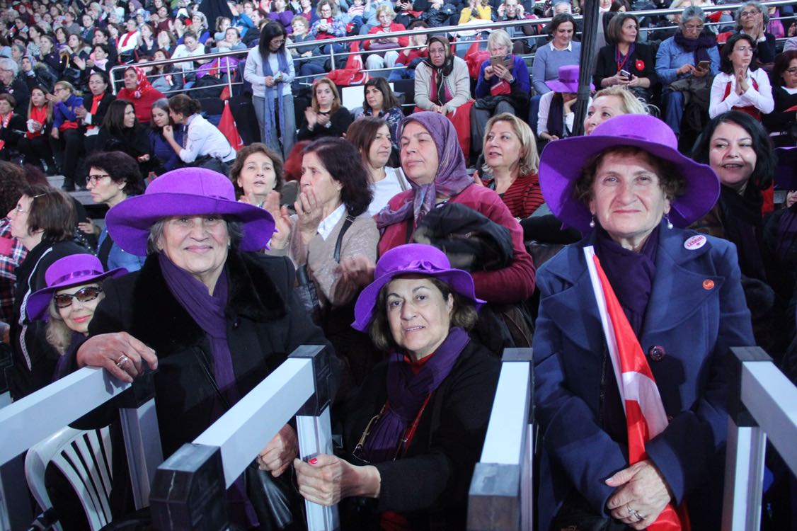 Eşitlik ve Adalet Kadın buluşması başladı