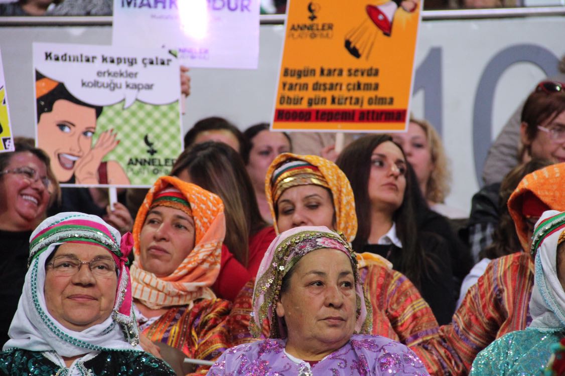 Eşitlik ve Adalet Kadın buluşması başladı