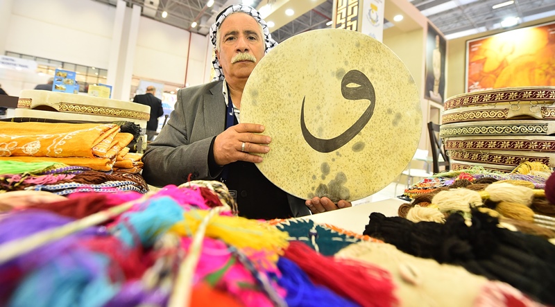 36 ülke ile 54 kent İzmir'e akın etti