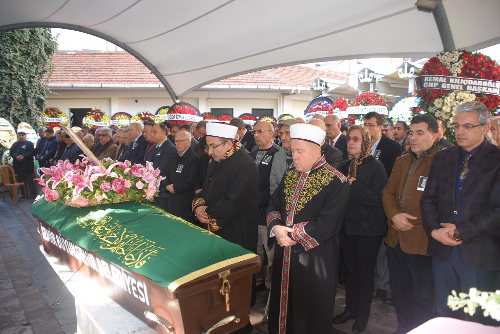 Başkan Pekdaş'ın anne acısı