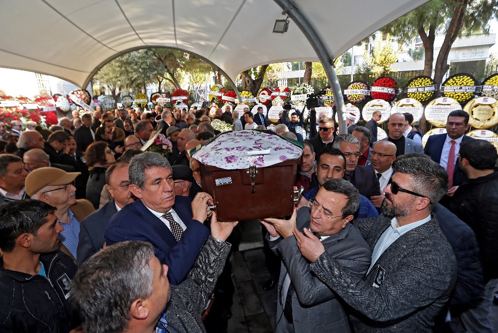 Başkan Pekdaş'ın anne acısı