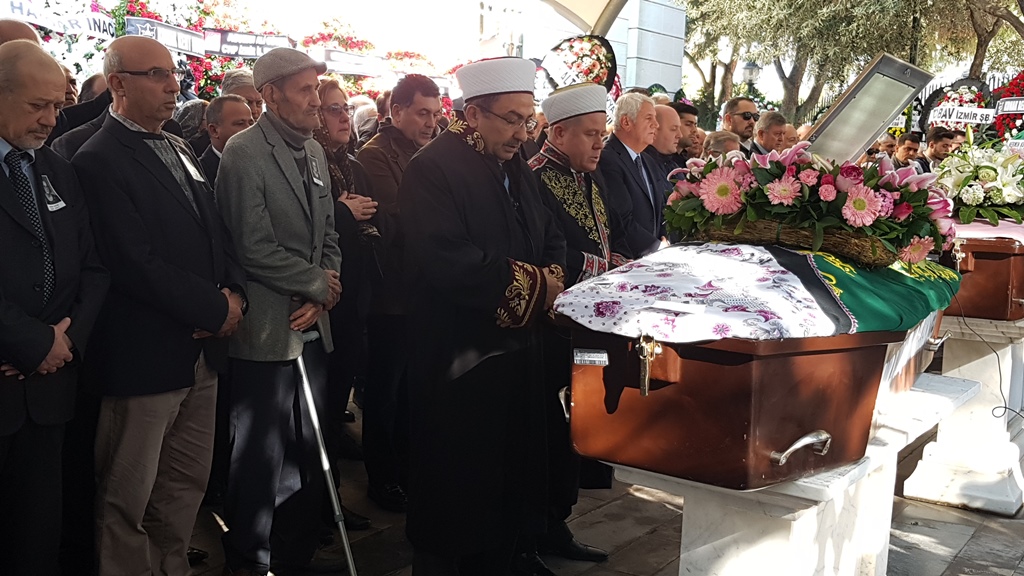 Başkan Pekdaş'ın anne acısı