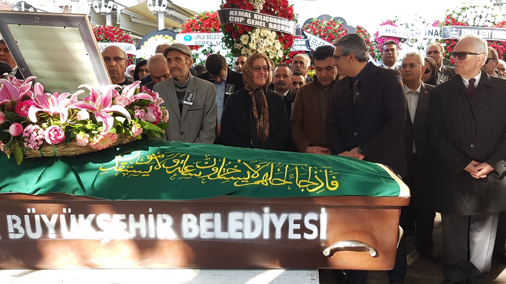 Başkan Pekdaş'ın anne acısı