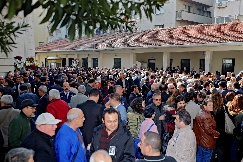 Başkan Pekdaş'ın anne acısı