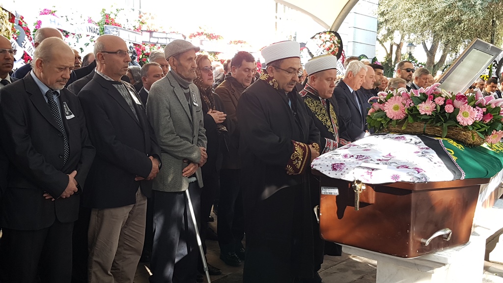 Başkan Pekdaş'ın anne acısı