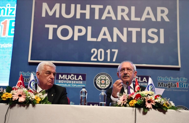 Kılıçdaroğlu, Muğla'da muhtarlarla buluştu