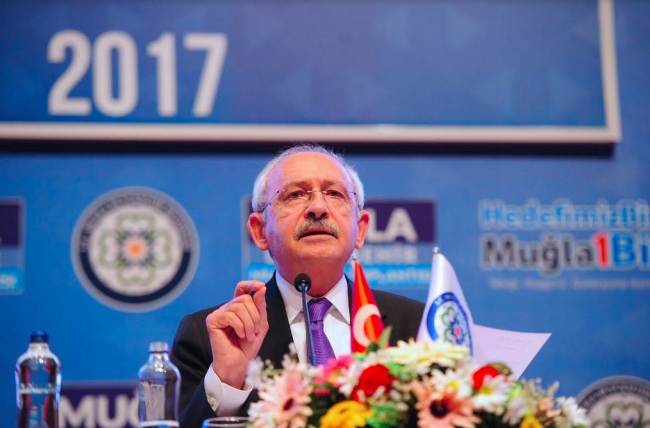 Kılıçdaroğlu, Muğla'da muhtarlarla buluştu