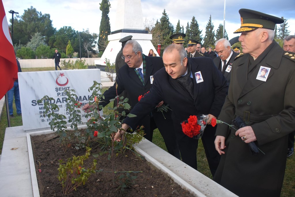 Devrim şehitleri anıldı