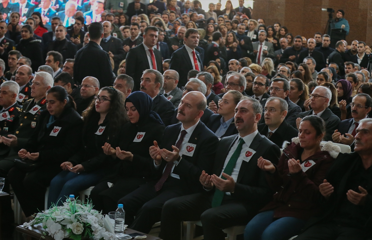 İzmir şehitleri anılıyor