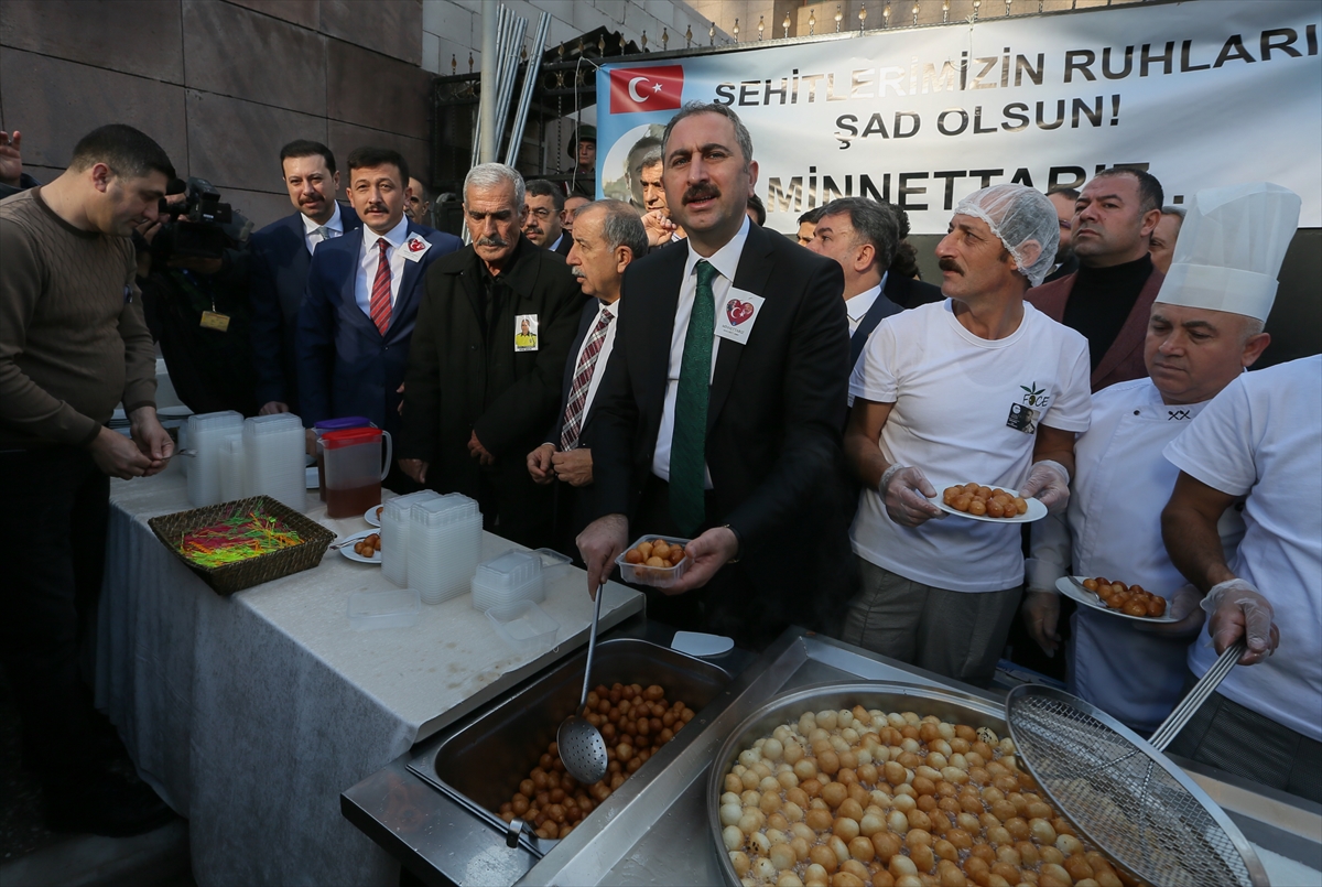 İzmir şehitleri anılıyor