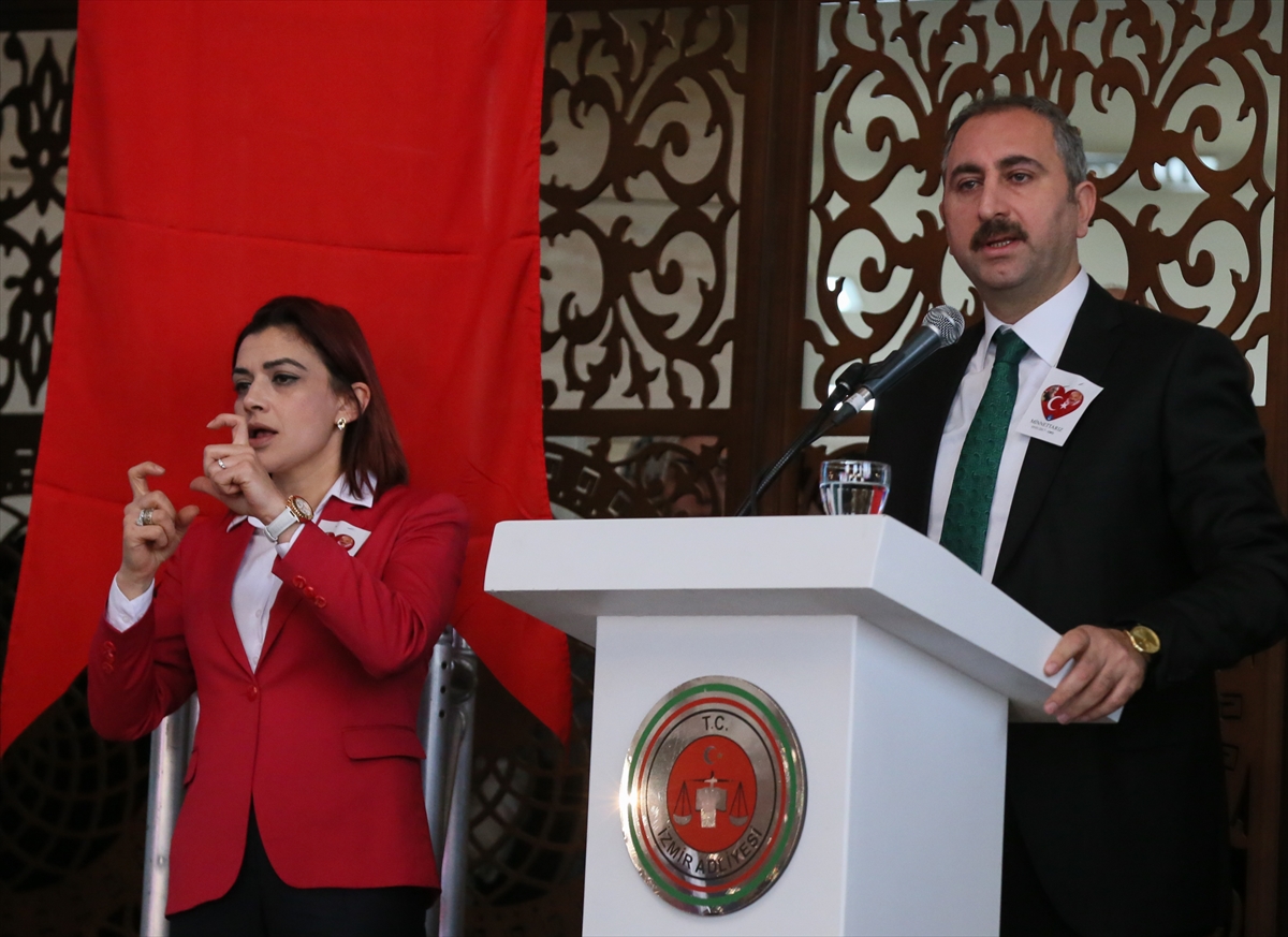 İzmir şehitleri anılıyor