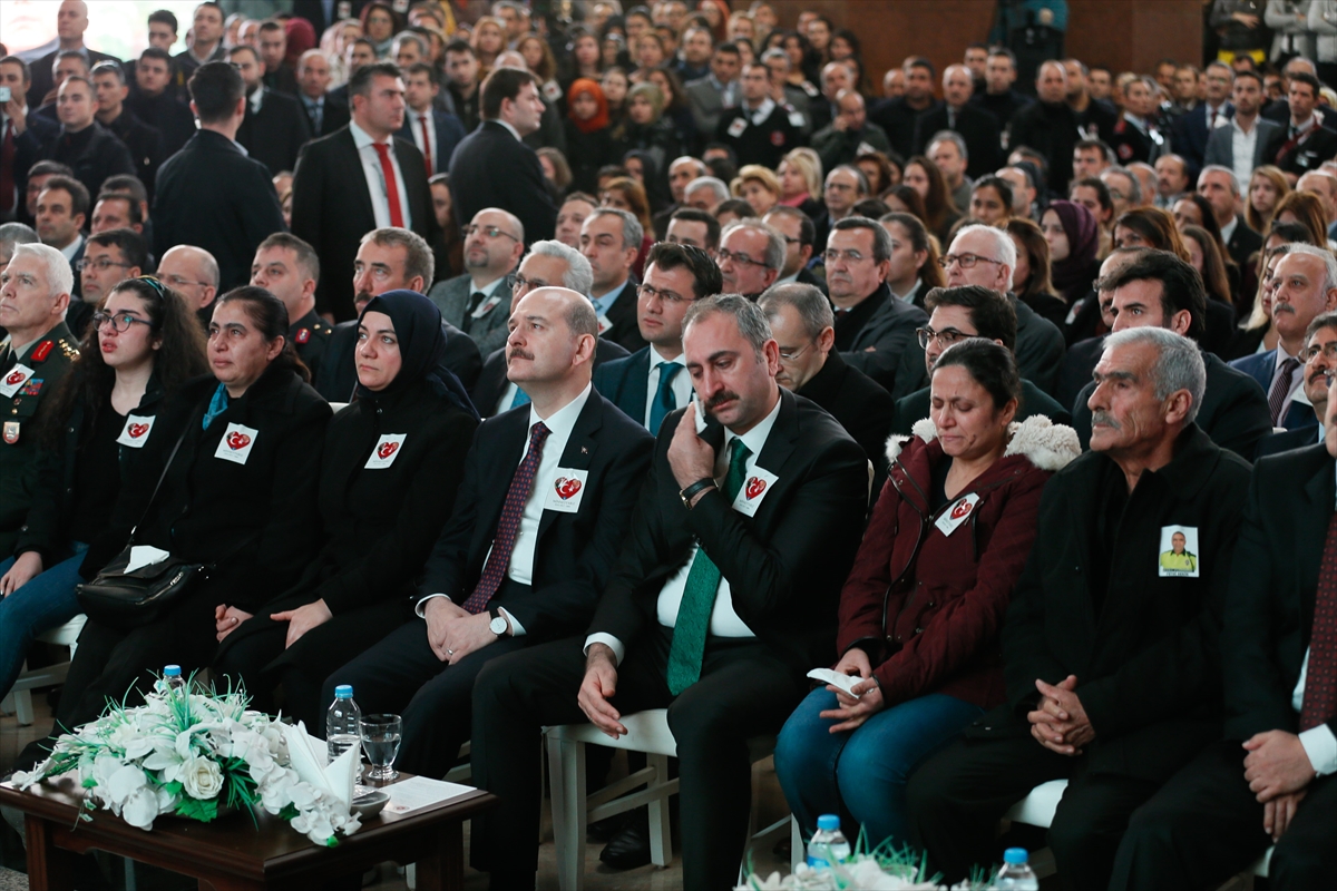 İzmir şehitleri anılıyor