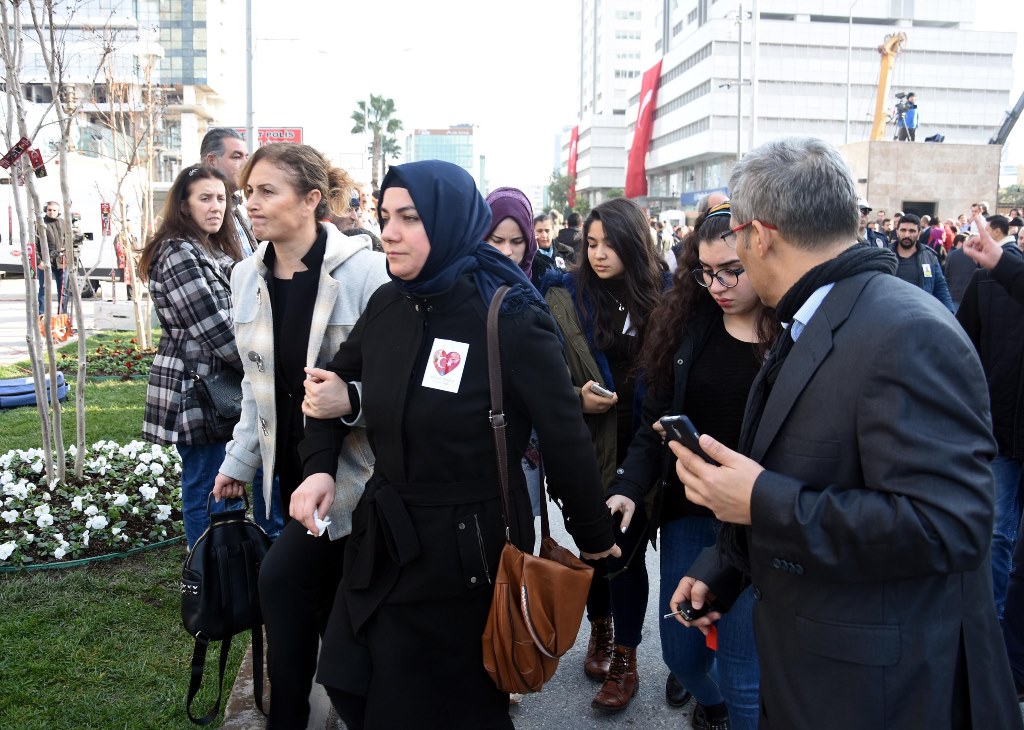 İzmir şehitleri anılıyor