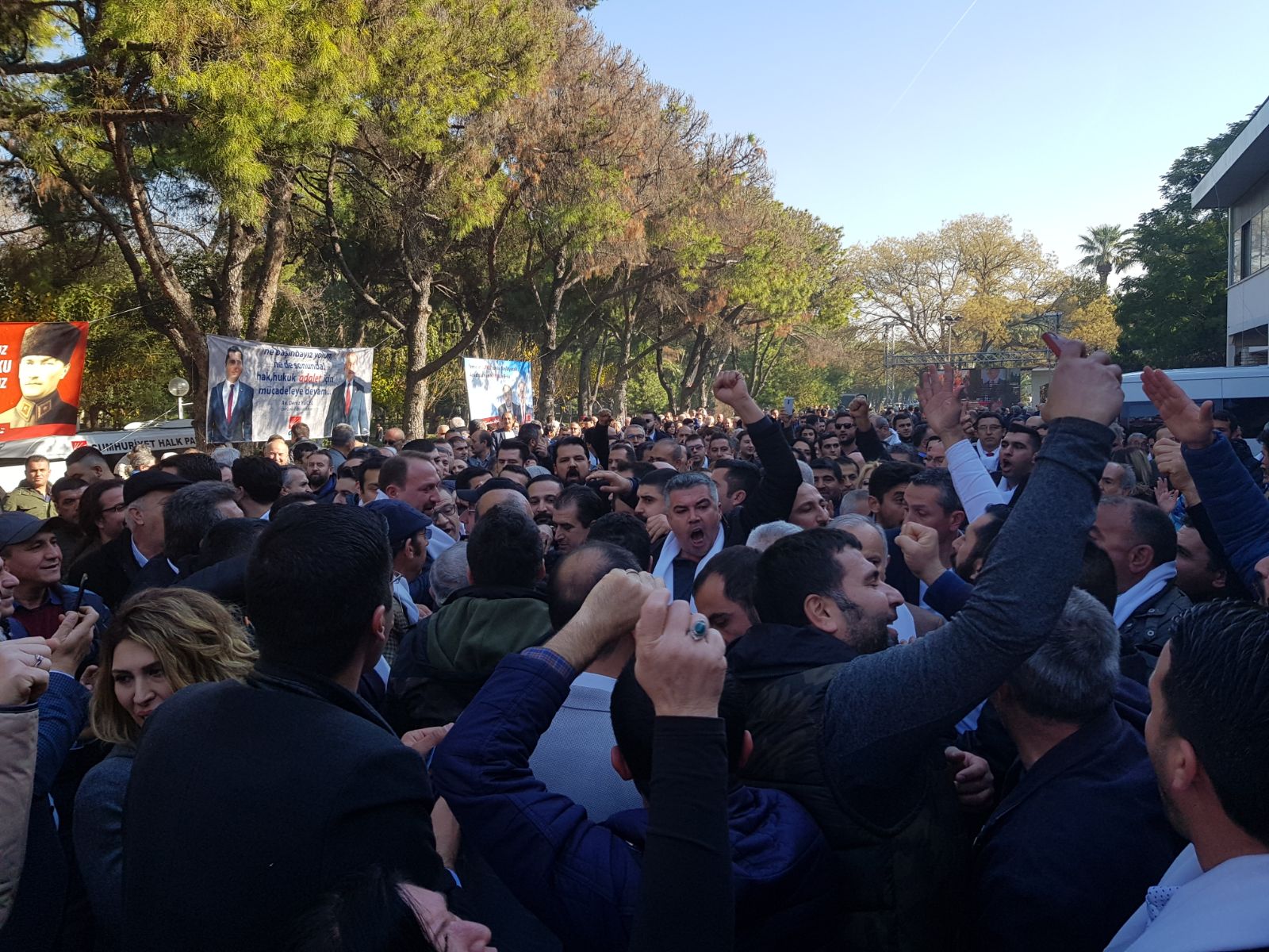 CHP İzmir İl Kongresi