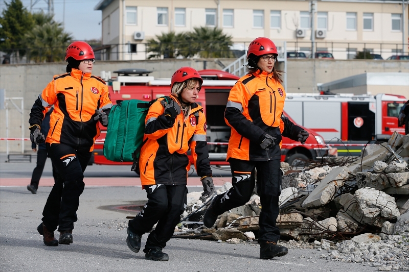 İzmir'in hayat kurtaran kadınları