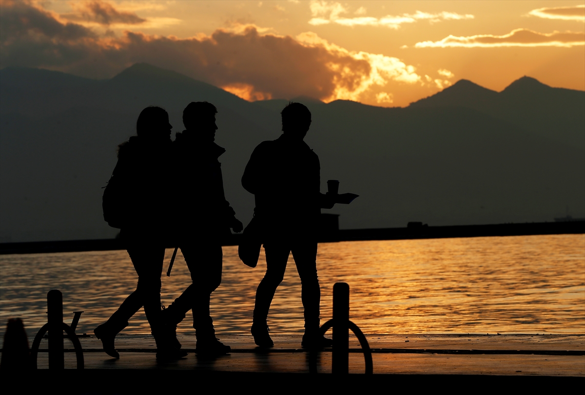 İzmir'de gün batımı