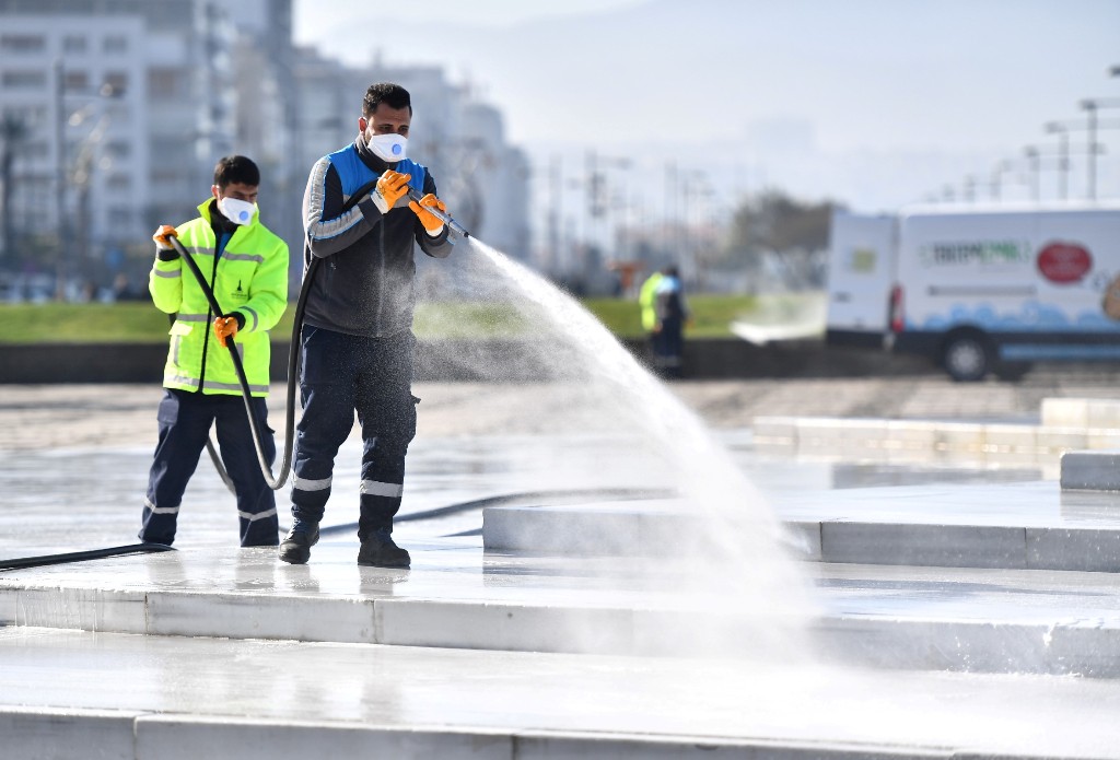 İzmir'de hayat normale döndü