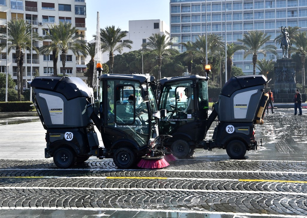 İzmir'de hayat normale döndü