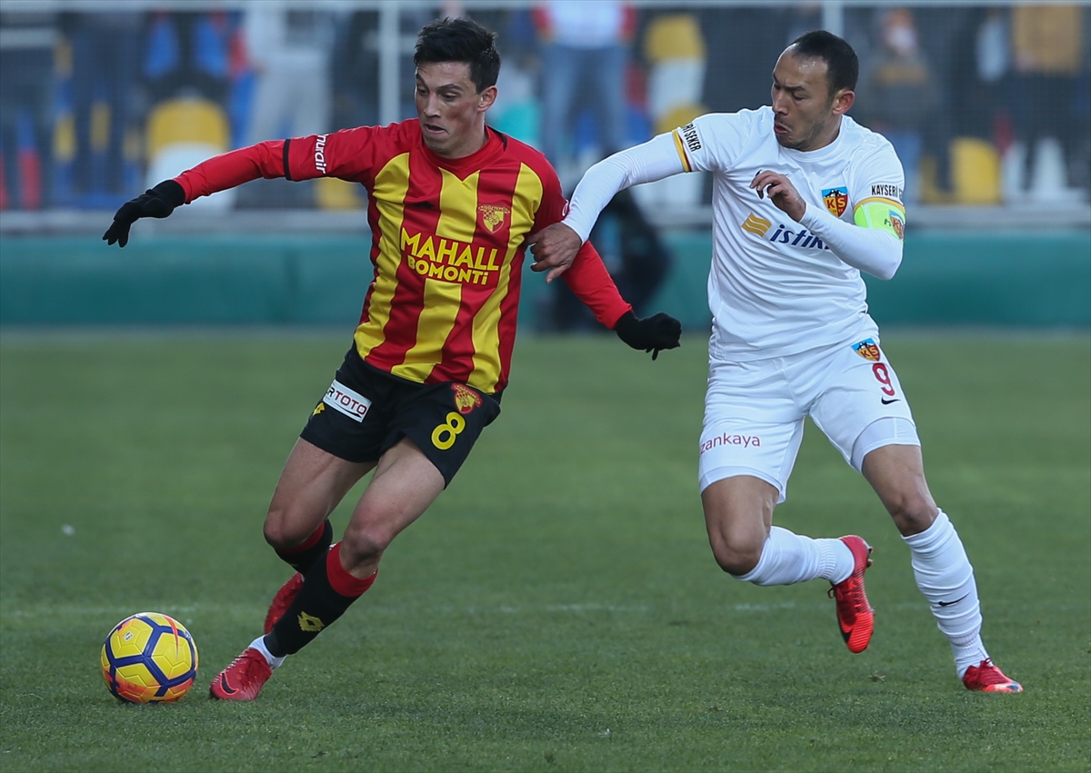 Göztepe Kayserispor'u ağırladı