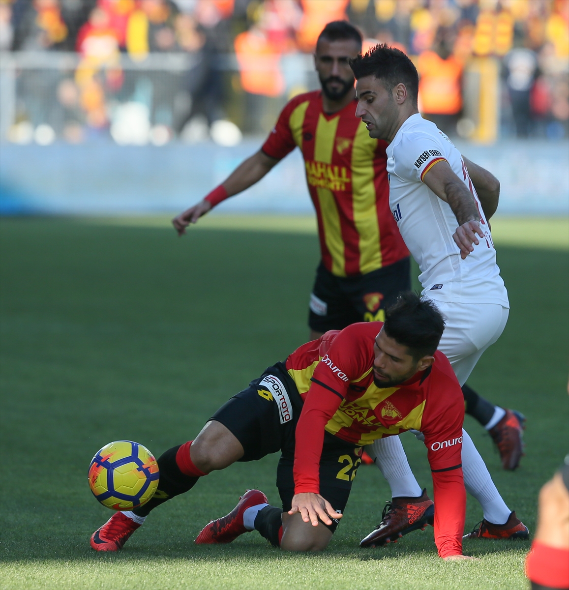 Göztepe Kayserispor'u ağırladı
