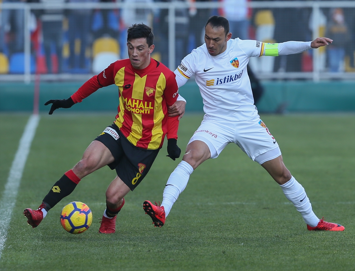 Göztepe Kayserispor'u ağırladı