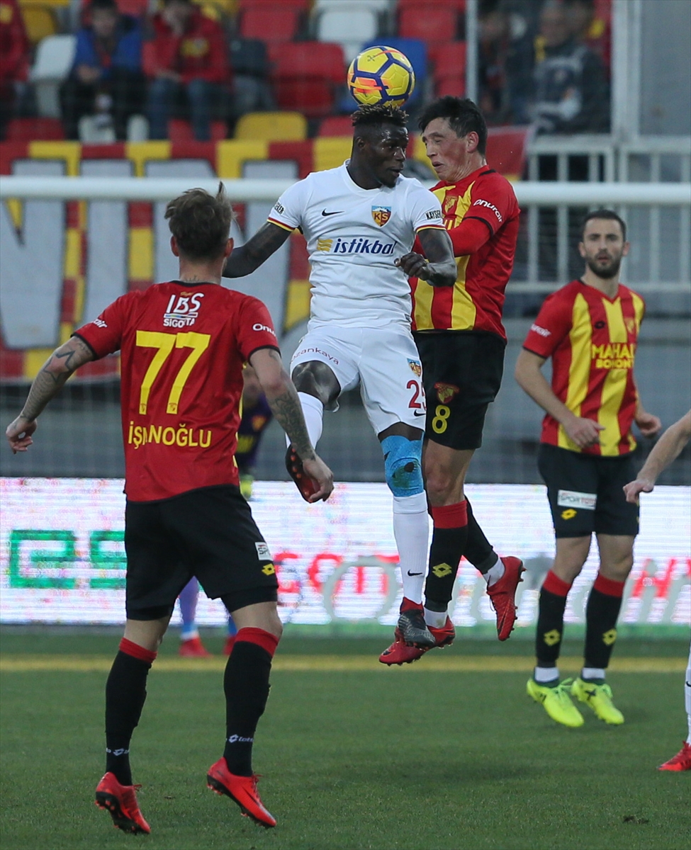 Göztepe Kayserispor'u ağırladı
