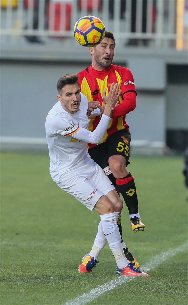 Göztepe Kayserispor'u ağırladı