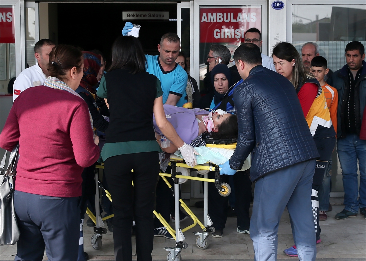 İzmir'de okulda doğalgaz patlaması
