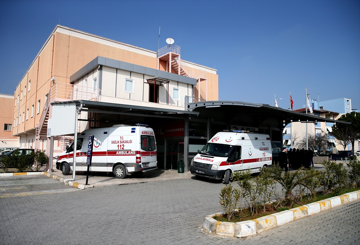 İzmir'de okulda doğalgaz patlaması