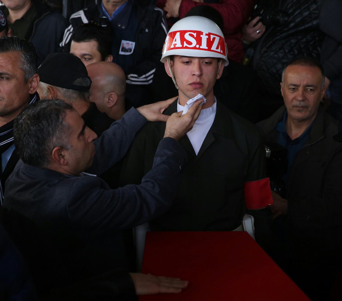 Şehit Pilot Yüzbaşı Karaman son yolculuğuna uğurlandı