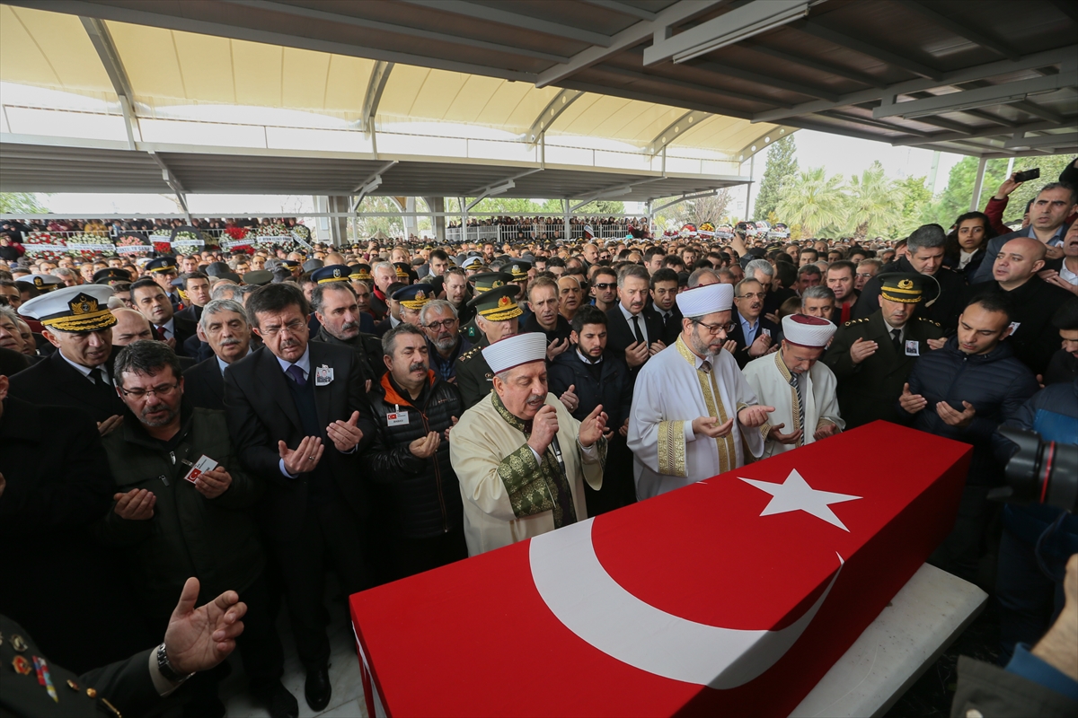 Şehit Pilot Yüzbaşı Karaman son yolculuğuna uğurlandı